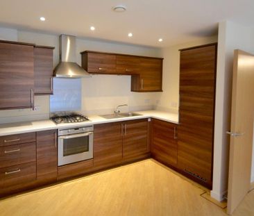 2 bedroom apartment to rent - Photo 3