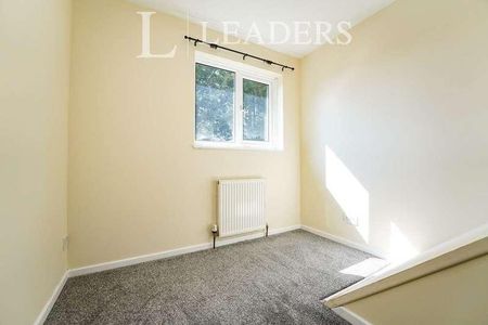 Willowbrook Drive, Cheltenham, GL51 - Photo 2