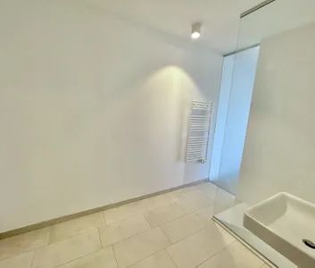 modernes Studio Apartment im 15. Obergeschoss - The Metropolitan - Photo 2