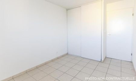 location Appartement T2 DE 43.65m² À LYON - Photo 2
