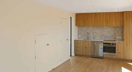 Near New Two Bedroom Townhouse With Single Garage - Photo 3