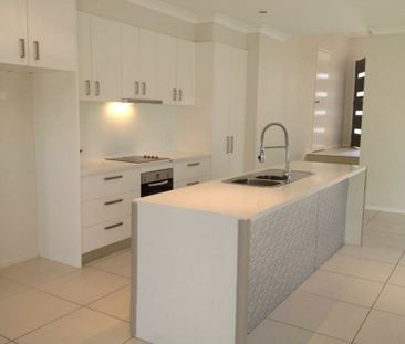 28 Loma Rudduck Street, Forde ACT, Belconnen - Photo 2