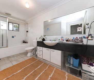 WALKING DISTANCE TO GARDEN CITY, LUXURY TOWNHOUSE FOR RENT, AIRCON ... - Photo 1