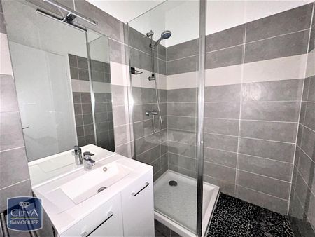 Location Appartement 1 pièce 27m² MONTAUBAN 82000 - Photo 5