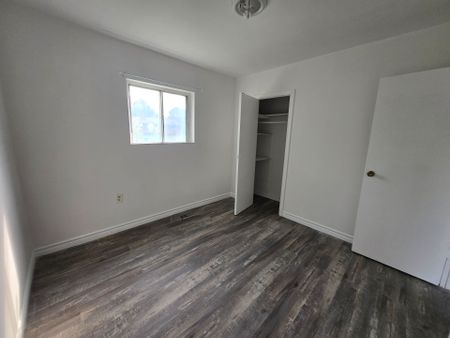 For Lease - 41 Essa Road Unit# 1, New Tecumseth, Ontario - Photo 2