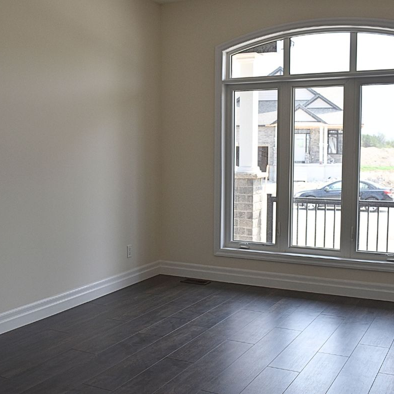 For Lease - 48 Allenwood Road, Springwater, Ontario - Photo 1