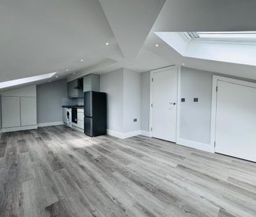 Studio to rent - Photo 3