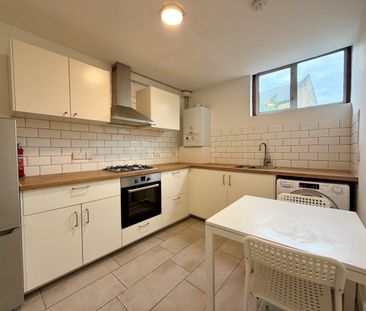 Marlborough Road, London, N19 - Photo 2