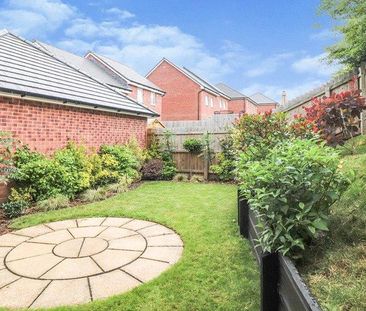 3 bedroom link detached house to rent - Photo 5