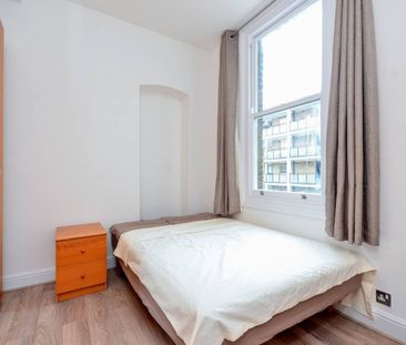 1 Bed Flat, Whitecross Street, EC1Y - Photo 3