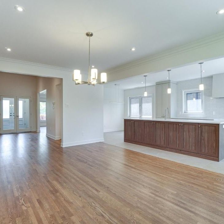 Maison à paliers multiples à vendre - Photo 1