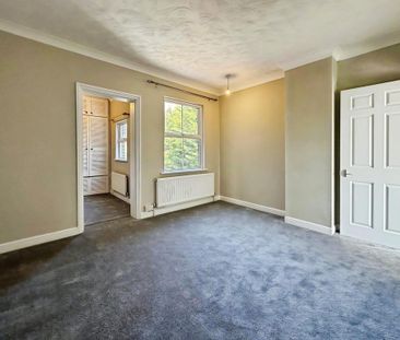 2 bedroom semi-detached house to rent - Photo 2