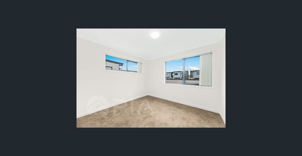 3-bedroom double-storey townhouse for lease - Photo 1