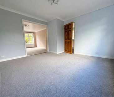 4 bedroom detached house to rent - Photo 4