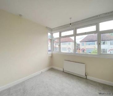 3 bedroom property to rent in Wolverhampton - Photo 3