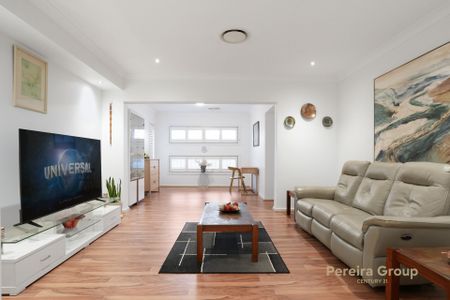Low Maintenance Setting - Photo 3
