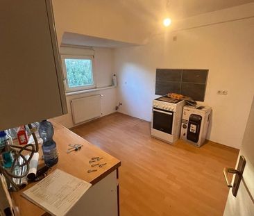 Gut geschnittene 3-Zimmer Dachgeschoss Wohnung in beliebter Lage - Photo 1