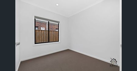 Enjoy a fabulous lifestyle!! - Photo 3