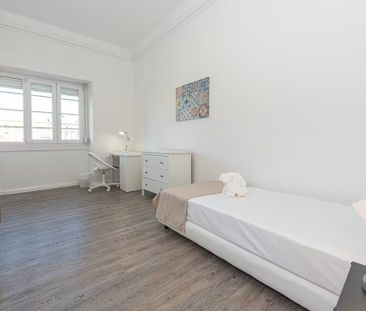 Alameda Dom Afonso Henriques, Lisbon, Lisbon 1000-123 - Photo 1