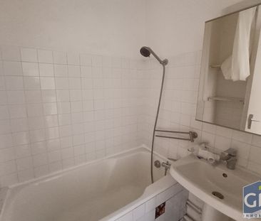 Location Appartement 1 pièce 33m² - Photo 2