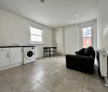 25 Ulsterville Avenue, Belfast, BT9 7AS - Photo 3