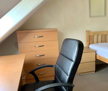 Victoria Park, Bangor, Gwynedd, LL57 - Photo 3