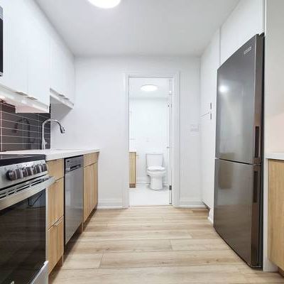 68 Fifteenth ST: Newly renovated studio unit in a small - Photo 1