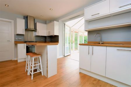 4Bedrooms, 3Bathrooms - Photo 5