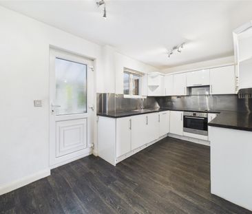2 bedroom End of terrace house to rent - Photo 3