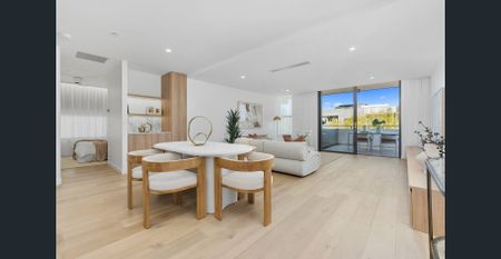 Spacious & Stylish Inner-City Retreat - Photo 2