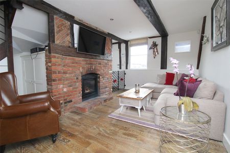 Theatre Street, Woodbridge, Suffolk, IP12 4NE - Photo 2