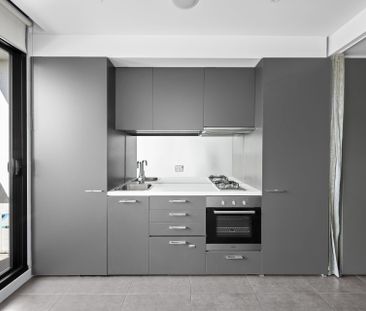 Stylish Studio Living in the Heart of South Yarra - Photo 5