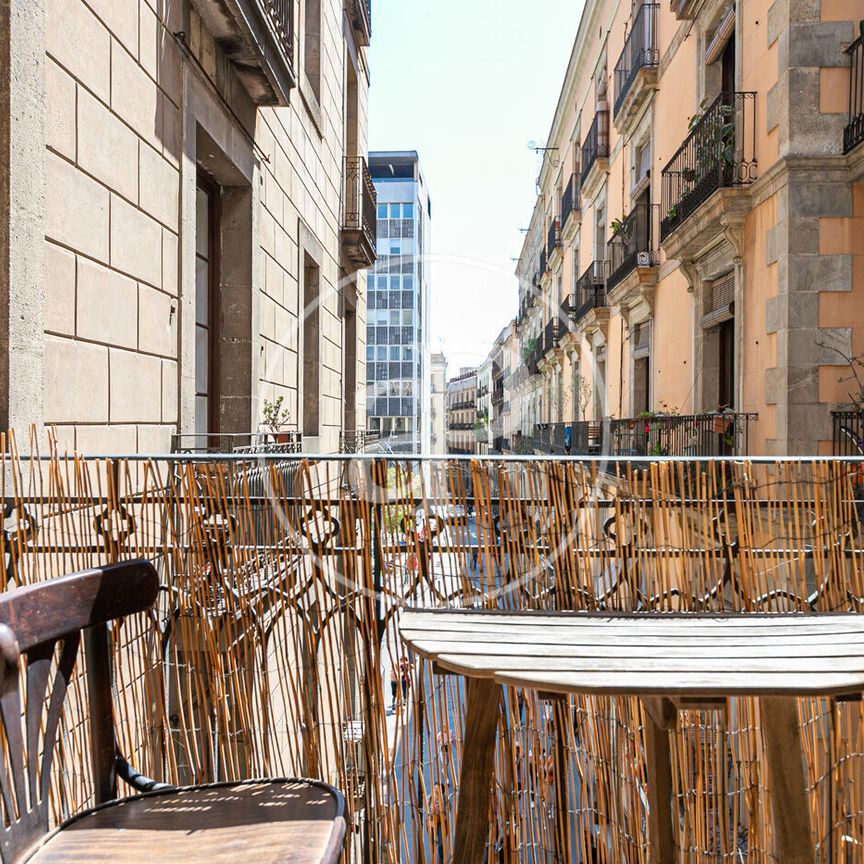 Apartment for Rent in El Gòtic - Photo 1