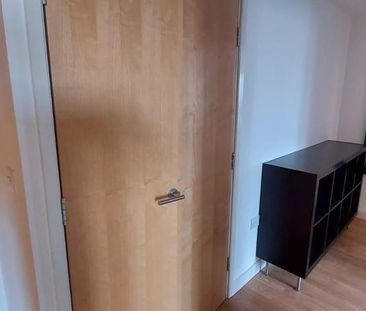 1 bedroom flat to let - Photo 3