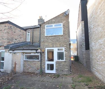 1 bedroom in a house share to rent - Photo 5