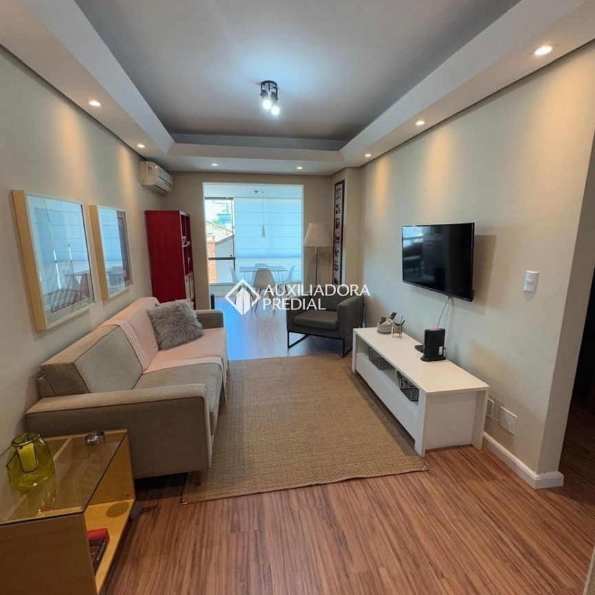 Apartamento com 2 quartos e 88m² para alugar em Jardim do Salso, Porto Alegre. - Foto 1