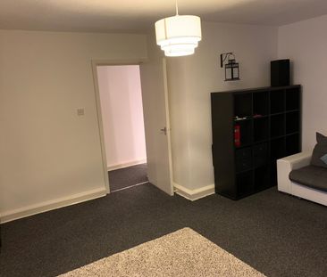 2 Bed Flat, Kielder Square, M5 - Photo 6