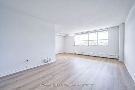 For Lease - 2000 Sheppard Avenue Unit# 304, Toronto, Ontario - Photo 2