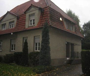 Ihr neues Zuhause: Zweifamilienhaus in attraktiver Lage - Foto 2