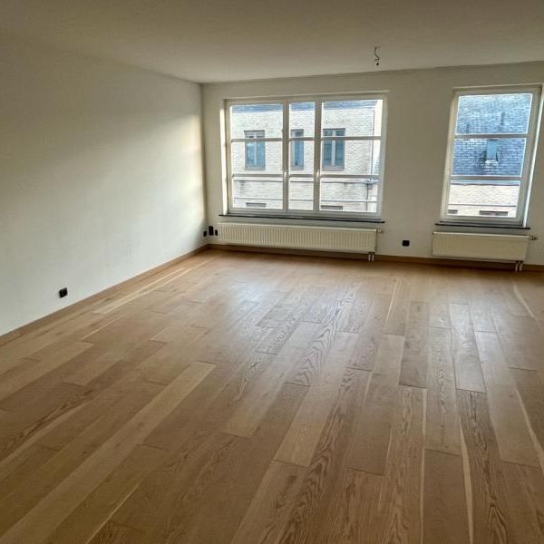 Riant duplex-appartement met groot terras, 2 slaapkamers in centrum Lier - Photo 1
