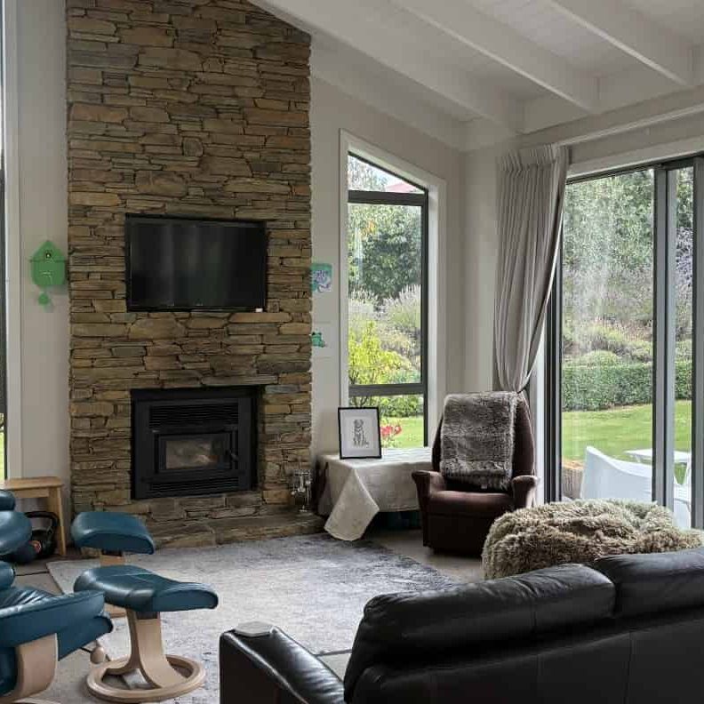 Winter Rental Escape - Two-Bed Cottage - Photo 1