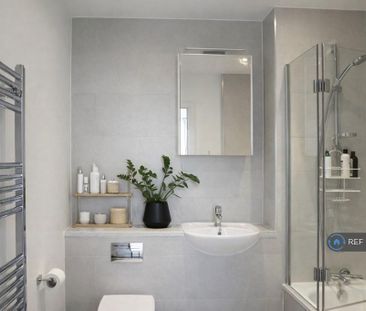 1 bedroom penthouse to rent - Photo 1