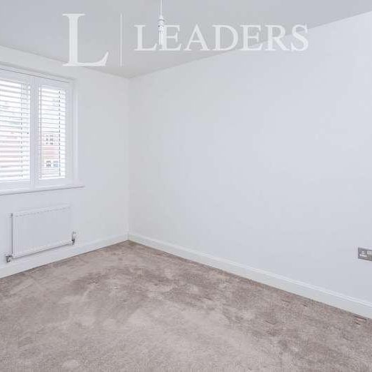 Bobbins Way, Buckingham, Buckinghamshire, MK18 - Photo 1