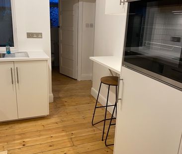 1 Bed Flat, Ealing, W5 - Photo 5
