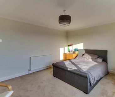 2 bedroom maisonette to rent - Photo 6