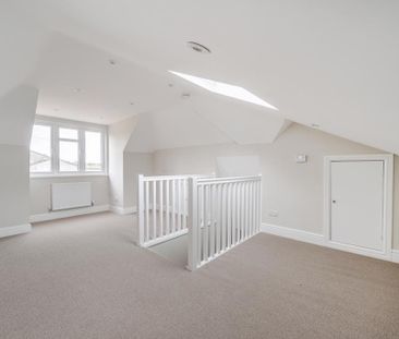 3 bedroom detached house to rent - Photo 4