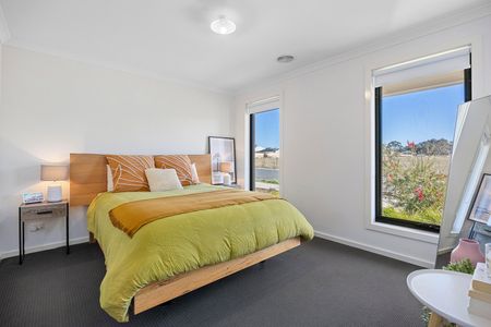 Modern Home, Great Layout, Fantastic Location - Photo 2