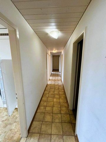 Helle 4.5 Zi. Wohnung zu vermieten - Photo 2