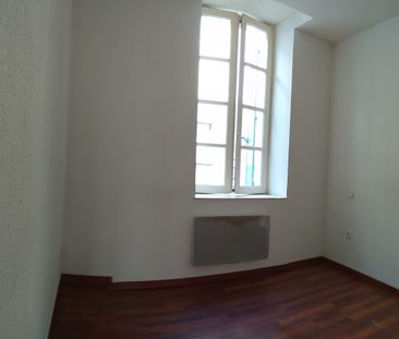 Location Appartement 2 pièces 33m² LEZIGNAN CORBIERES 11200 - Photo 3