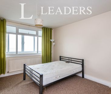 2 bedroom apartment to rent Manor Road, Bournemouth, BH1 - Photo 4